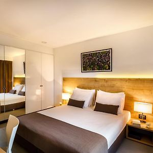 Zimmer mit zwei Einzelbetten